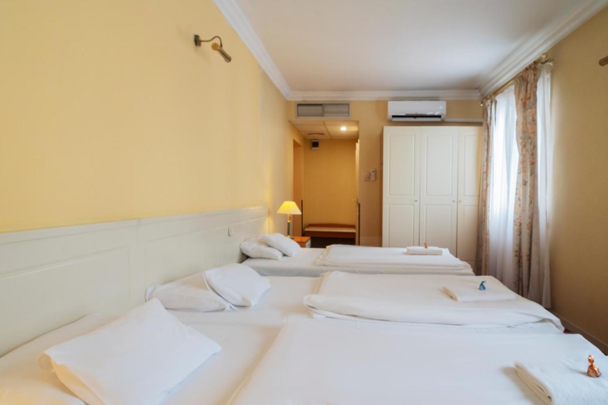 Korona Hotel Nyíregyháza Dış mekan fotoğraf