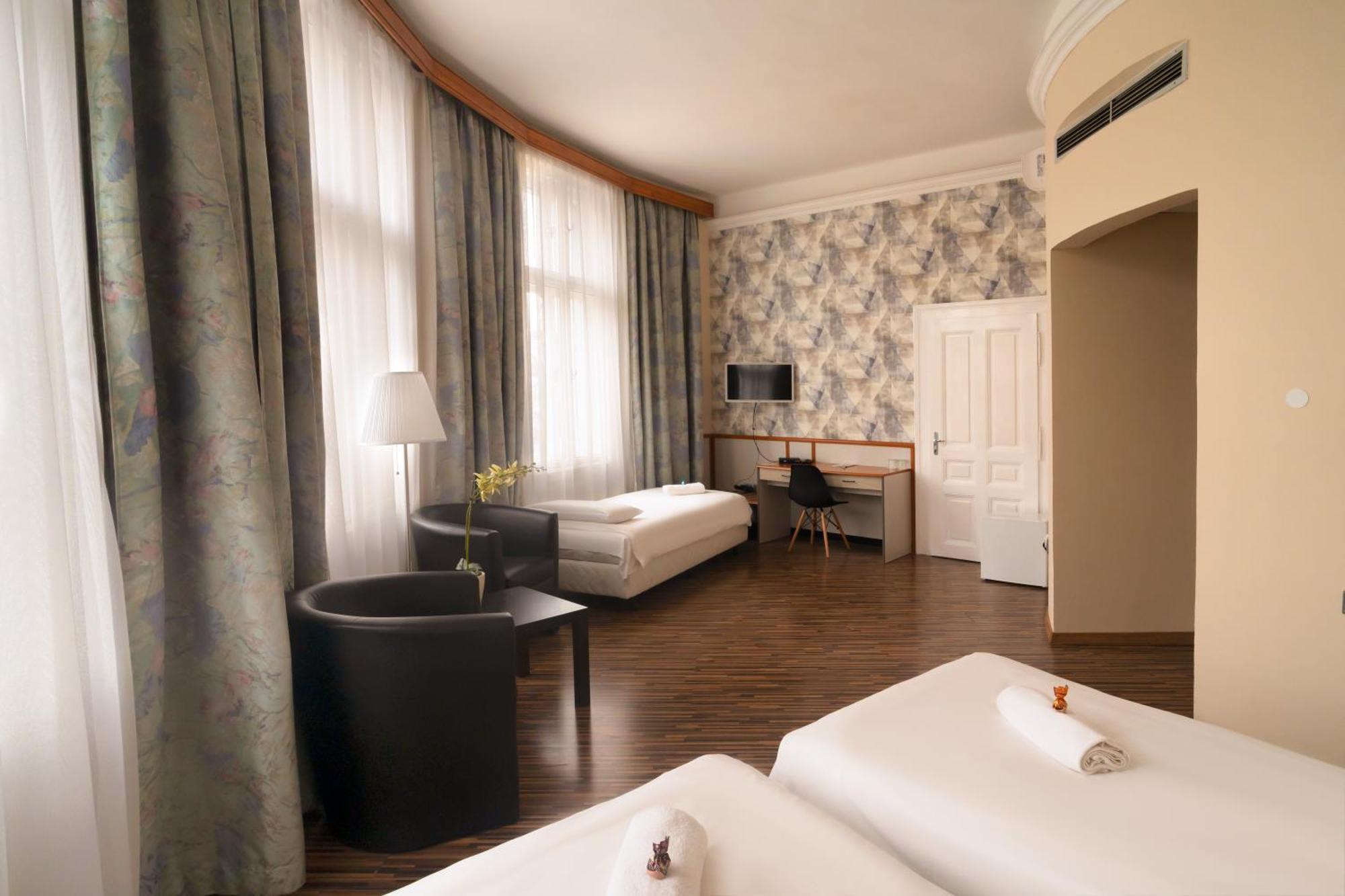 Korona Hotel Nyíregyháza Dış mekan fotoğraf