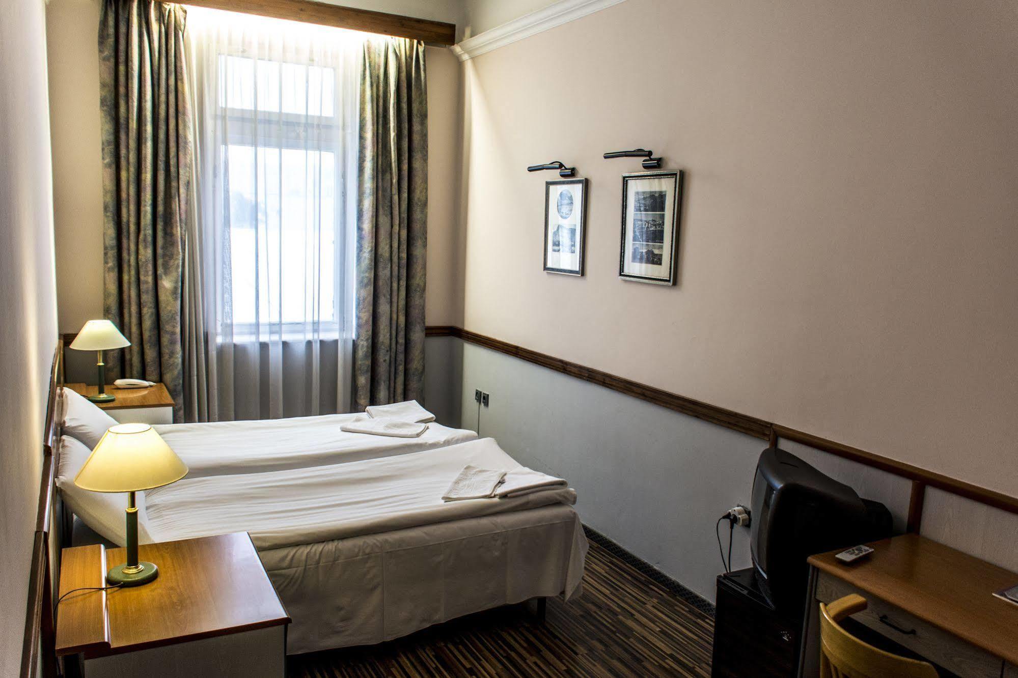 Korona Hotel Nyíregyháza Dış mekan fotoğraf